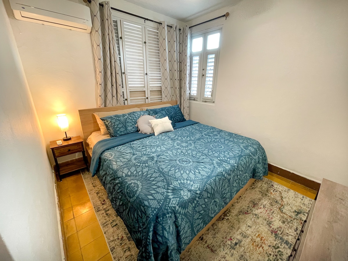 Chumba cha kulala na Kitanda cha Kifalme