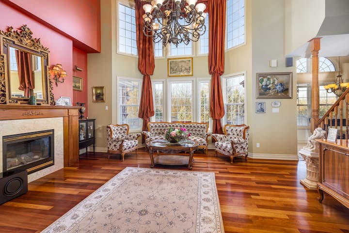 Stunning Country Estate - Milton, Canadá