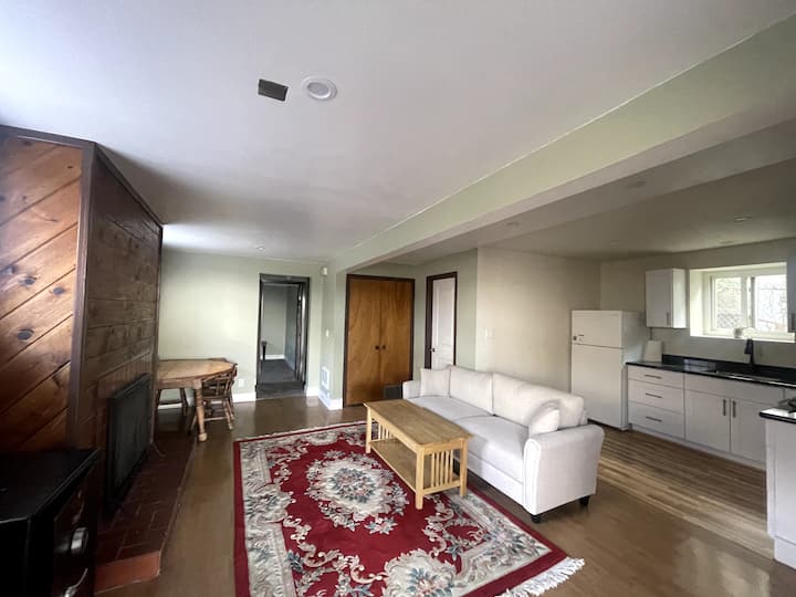 Charming 2bedroom home nestled in the hills. Houses for Rent in San