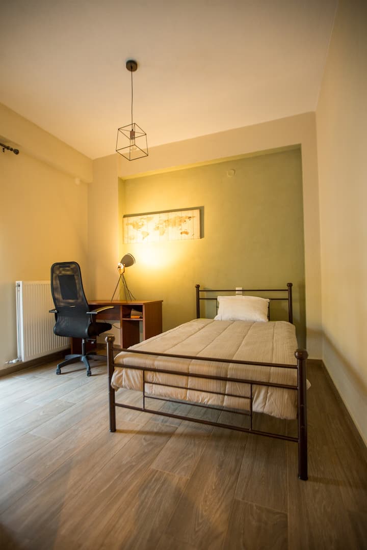 საძინებელი 2