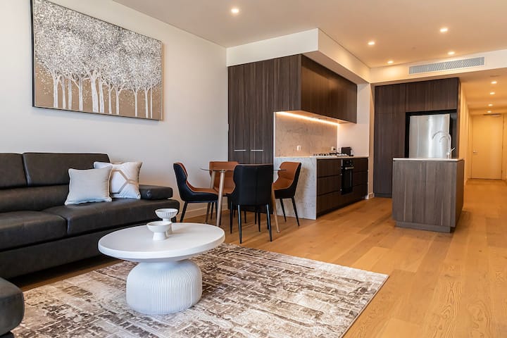Luxury 3 Bedroom Apartment