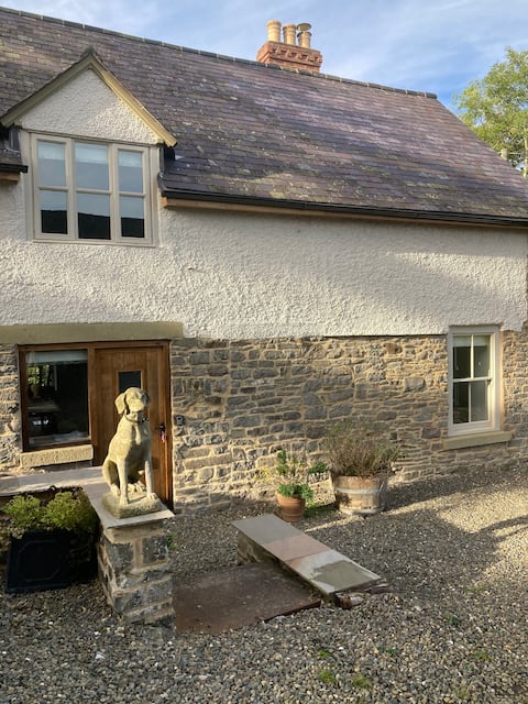 Luxury Cottage in peaceful  Shropshire location