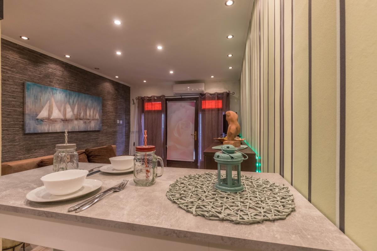 Studio apartment Buki