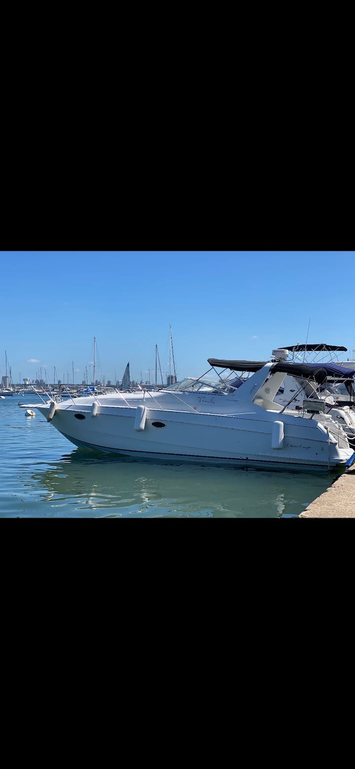 Yate Con Parrilla  C/marinero Min 4 Hs - Uruguay