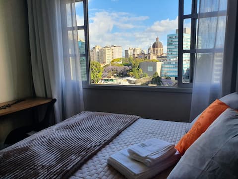 Popular Airbnb listing: Cozy Apartment in the Historic Center of Porto Alegre, RS in Centro Histórico