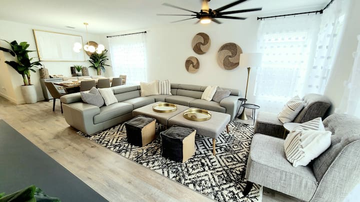 Poshpadz Tranquila Villa 4 Bed Pool Home-tiki Bbq - Jupiter, FL