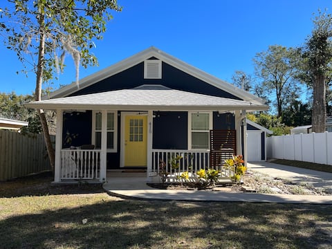 Cozy Cottage in DeLand