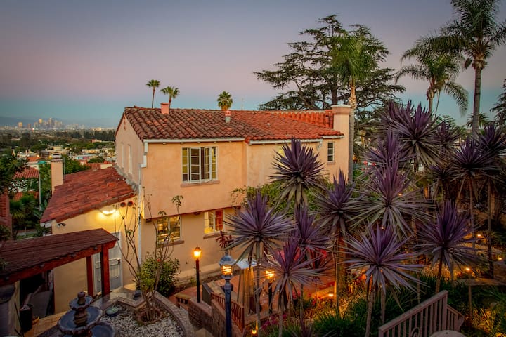 Classic Spanish Art Deco House with Stunning Views