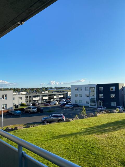 Bright Family 2-bedroom Apartment with scenic view