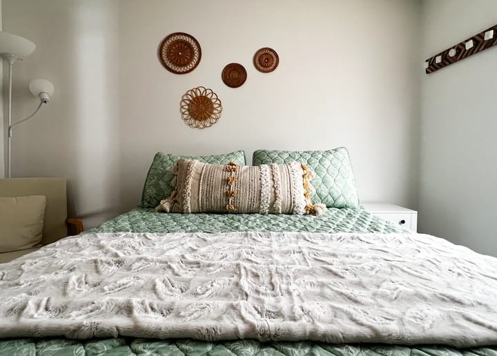 საძინებელი 1