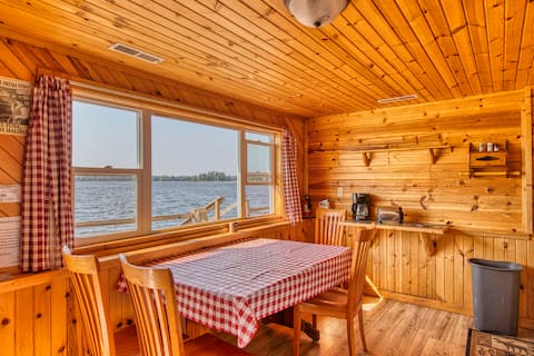Cabin #3 on the Lake! - Open Oct/Nov - Pets Ok