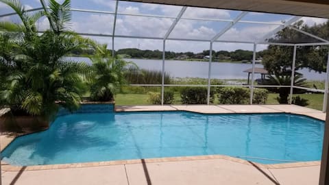Large Private Lake House with Pool!