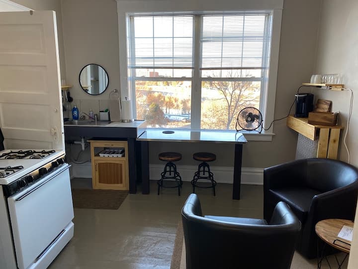 Hip Strip Studio 4 In The Heart Of Missoula! - University of montana, Missoula