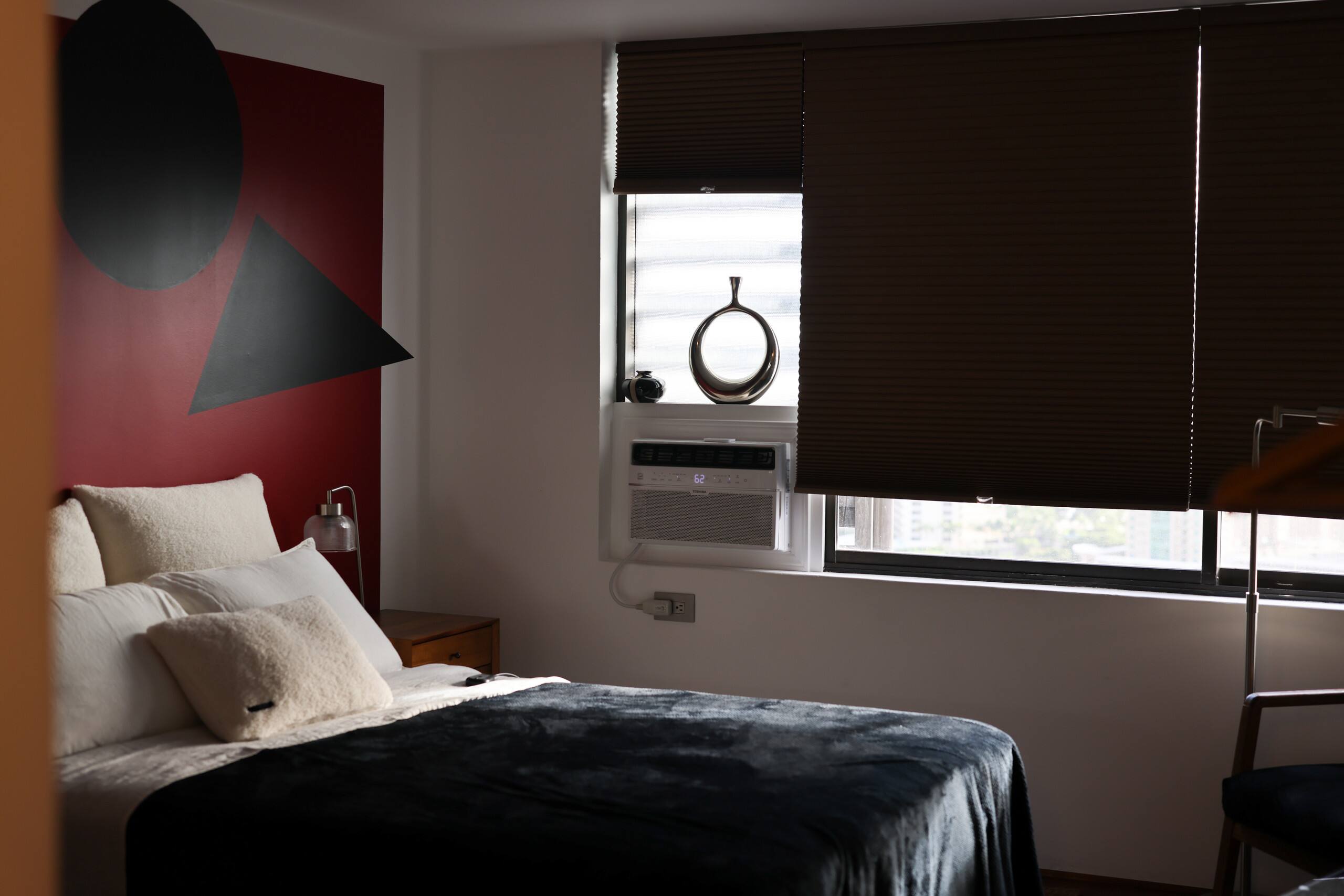 Ocean View Studio. European Fusion Design. NoFees. - Image 29