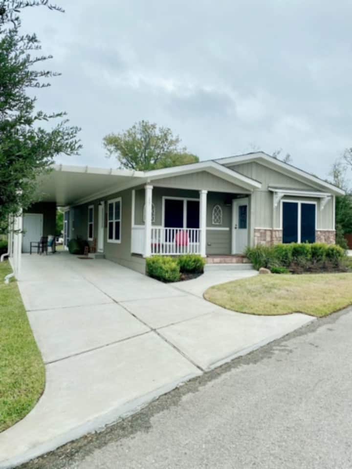 Lake Conroe waterfront home Houses for Rent in Willis, Texas, United