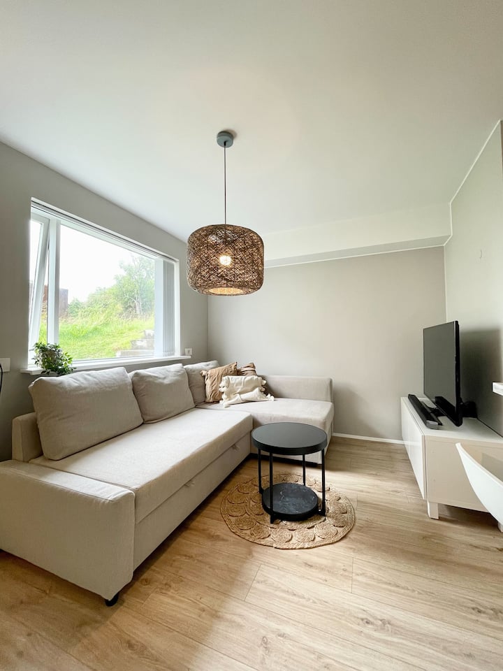 Cozy Studio Apartment By The Sea - Reykjavik