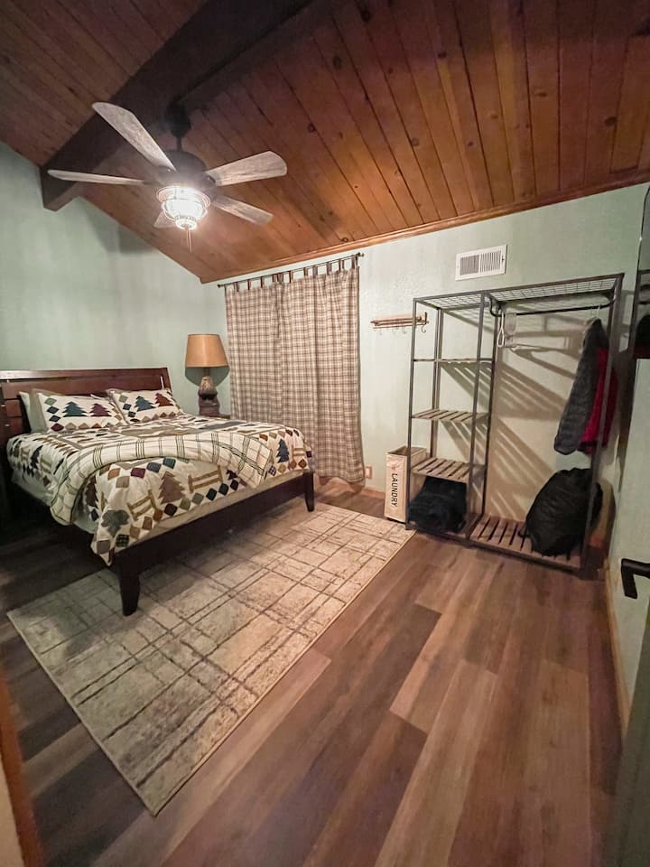 Large Upstairs Bedroom with Queen Bed