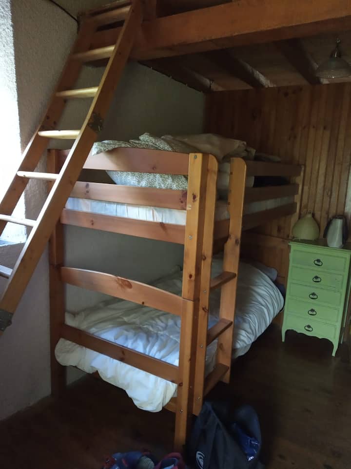 საძინებელი 2