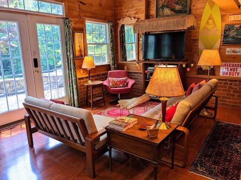 Stylish Hamilton Lakes Loft w/Terrace & Park View