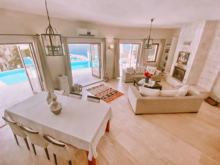 ÖZel  Havuzlu Büyüleyici Villa Sema - Kaş