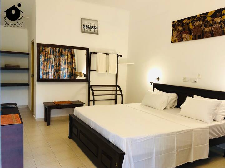 Vyumba vilivyowekewa samani zote