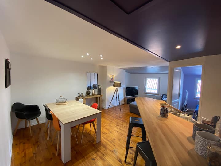 Aurillac: Bel Appartement Sous Les Toits - Aurillac