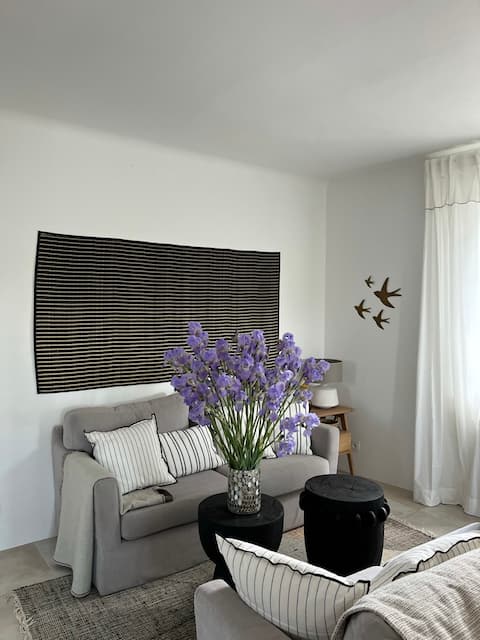 Top performing Airbnb: Charming village house. Saint-Rémy-de-Provence in Saint Rémy De Provence