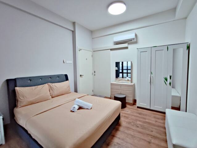 Autumn Suites Arte Mont Kiara managed Airbnb listing 1