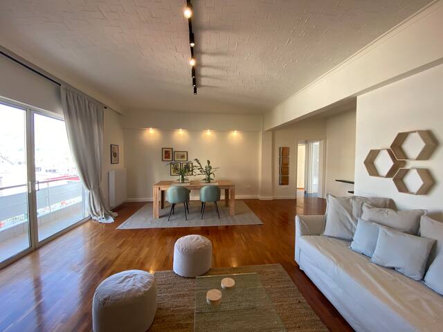 2-bedroom apartment in Athina (Filopappou)