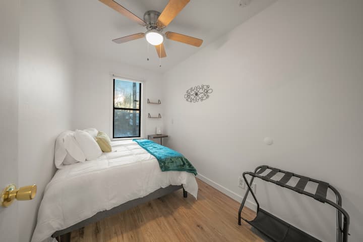Dormitorio2 con cama de tamaño completo