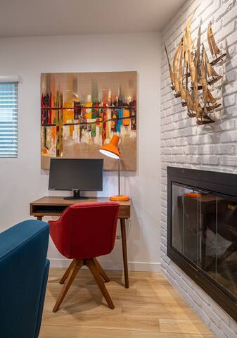 Renovated Mid Century Modern Design Beach House gallery image 5