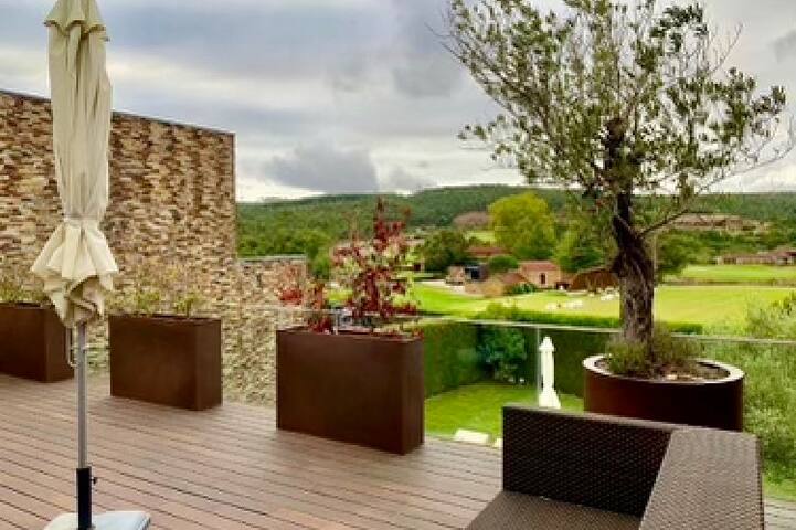 Golf Porto getaway 4 bedroom Villa gallery image 5