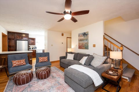 Quiet Retreat - Piano, Firepit, Peloton - 30 min t