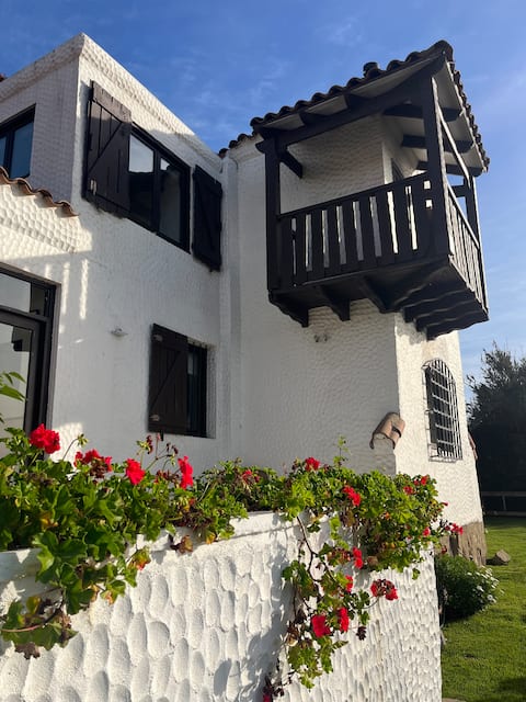 Provençal luxury villa - Concón, Chile