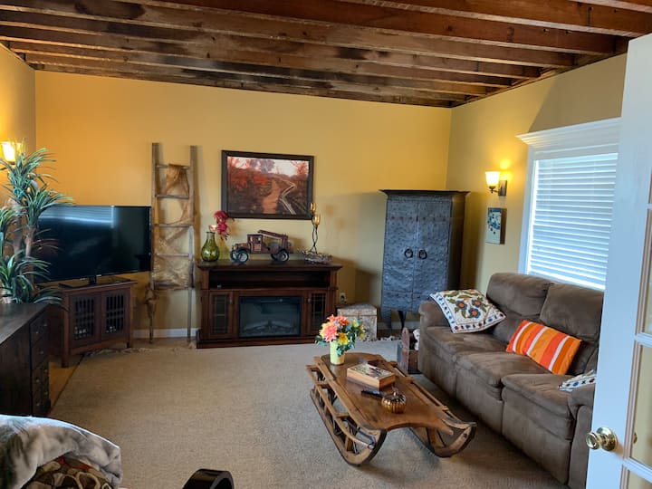 Unique & Charming-great Central Location! - Lancaster, NY
