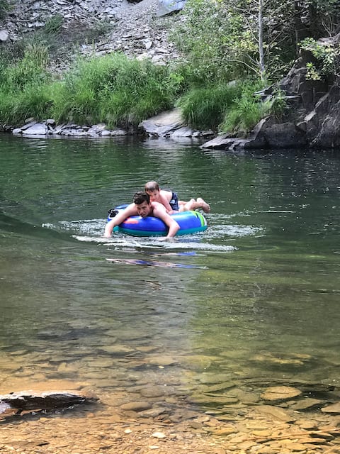 Historic Keddie River Retreat on Spanish Creek