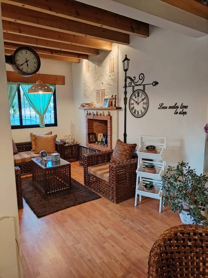 Casa Planta Baja 6 Pers. Calefacción P. De Bernal - Bernal