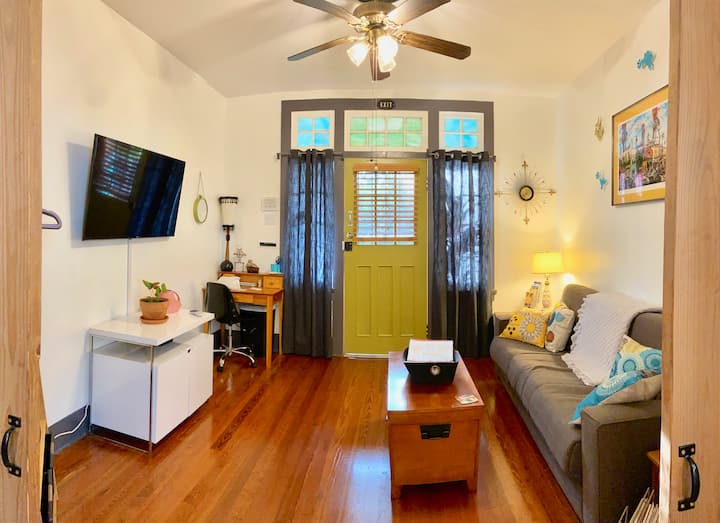 Stay by the river in the safe & historic Bywater Houses for Rent in
