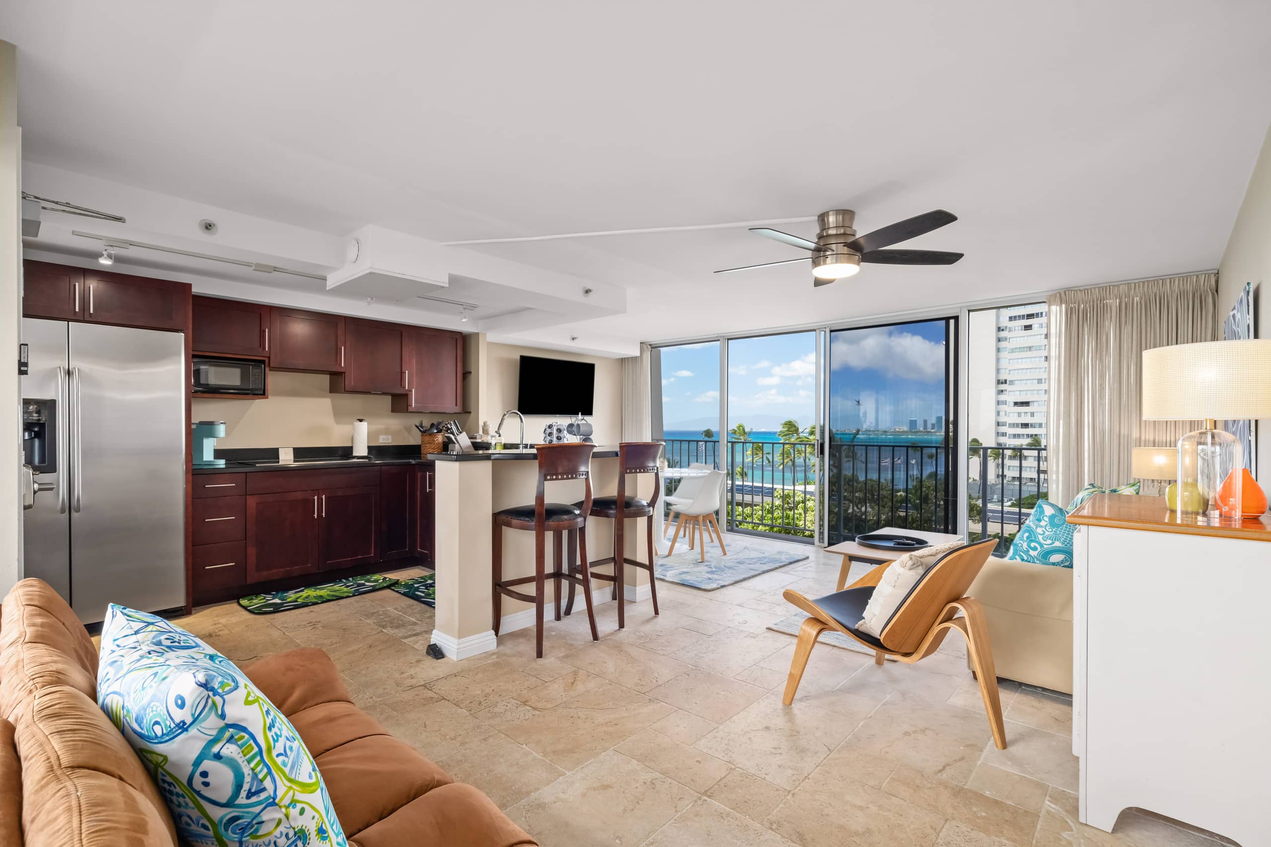 DHBH 803 1 Bedroom with Great Views, Kitchen & Den - Image 21