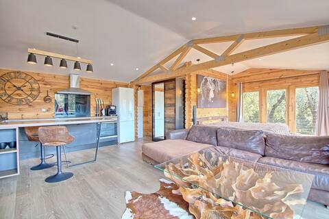 romantic treehouse with panoramic view spa