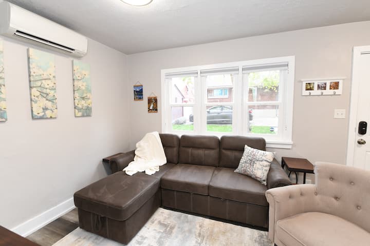 Cottage Close To Ski/trails/golf-private Yard - Ogden, UT