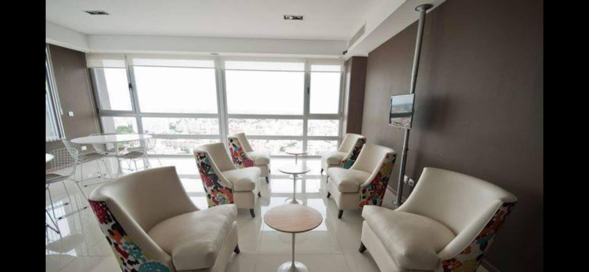 Moderno Departamento Torre Quartier San Telmo