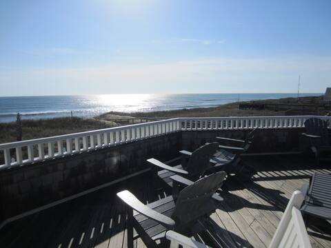 Amazing Oceanfront Setting, Spectacular Views+Pool