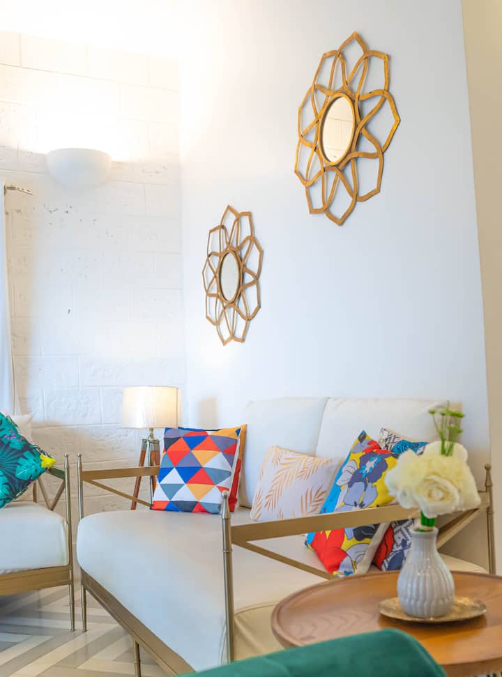 Living room image 4