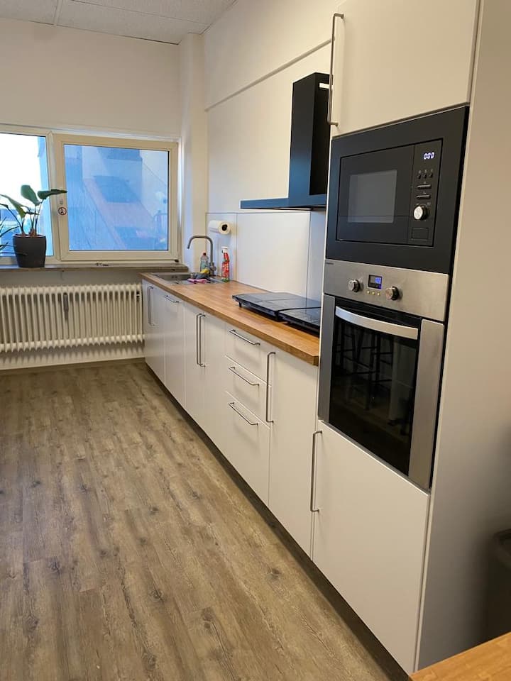D10 Pension: Budget Double Room Near Munich - Hallbergmoos