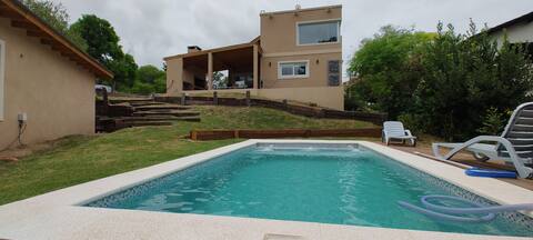 Excellent house 3 blocks from the sea and downtown.