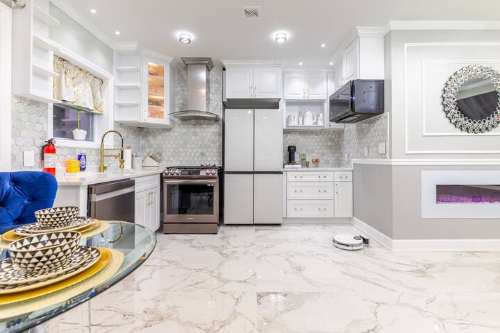 Luxury in Brooklyn gallery image 4