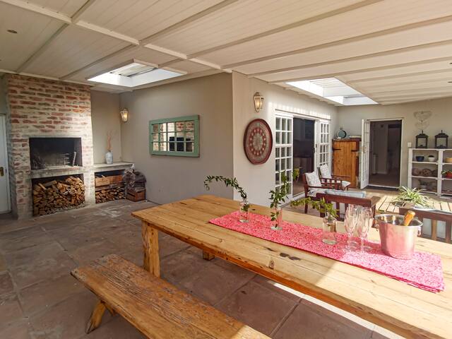 Claremont Family Haven for 8 gallery image 5