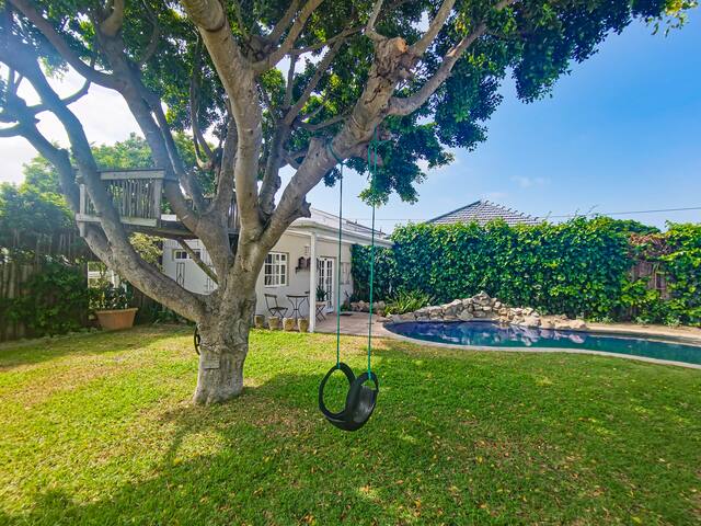 Claremont Family Haven for 8 gallery image 3