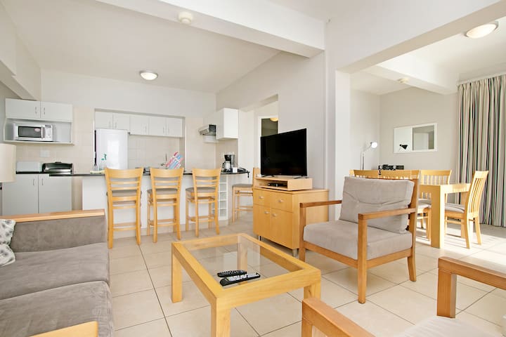 Lovely 2-bedroom serviced apartment with pool 308